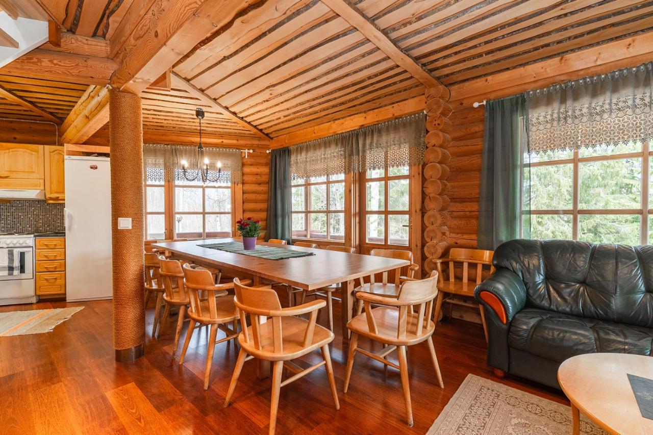 Karhunhovi Villa Pääjärvi Bagian luar foto